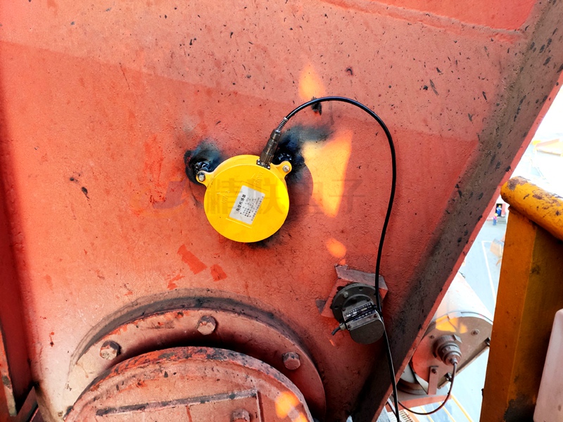 1709804882192975.jpg 4.jpg